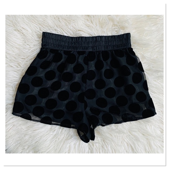 Victoria’s Secret Sheer Dot Shorts Pull On Velour Dot Black Size Small - Picture 3 of 5